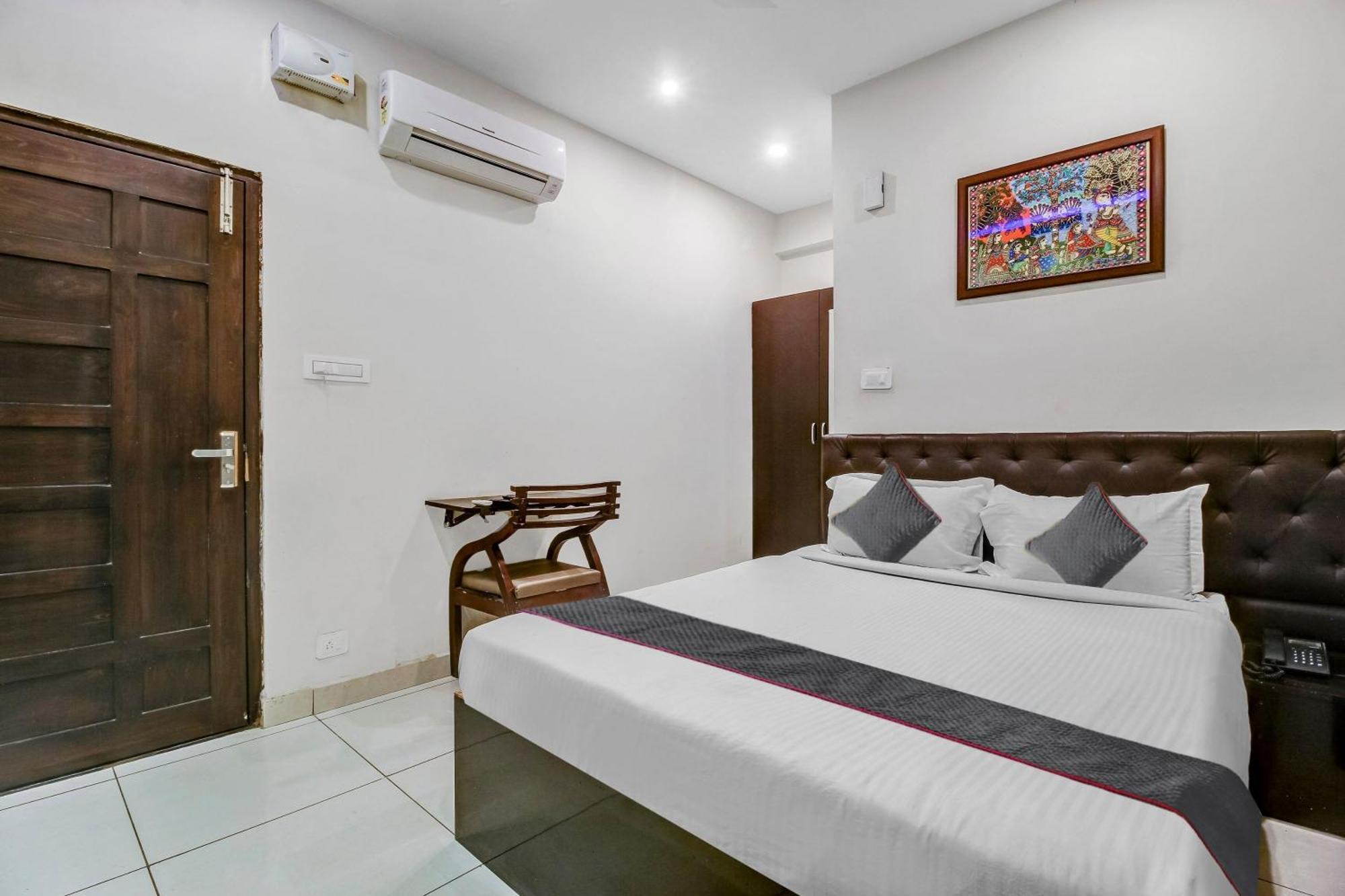 Collection O Galaxy Suites Hyderabad Luaran gambar