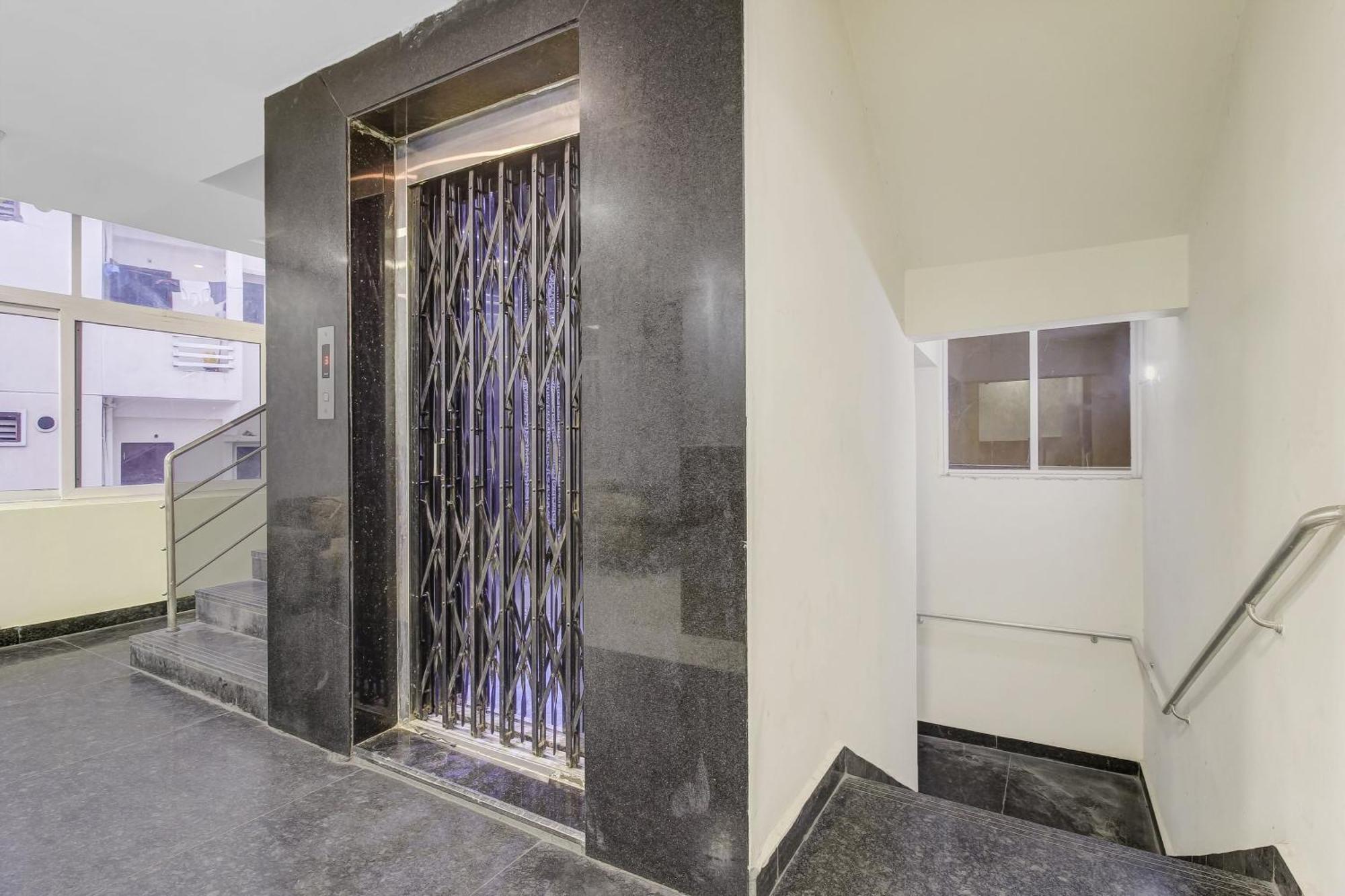 Collection O Galaxy Suites Hyderabad Luaran gambar